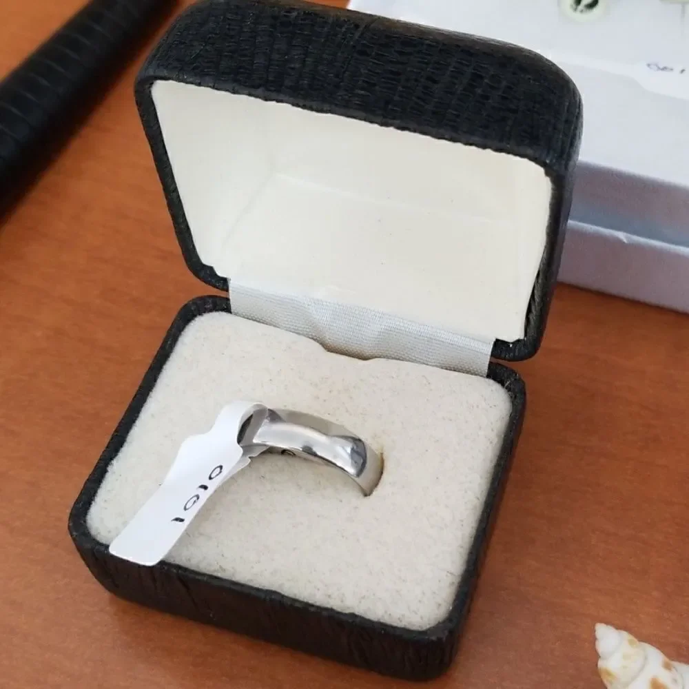 Mens rings